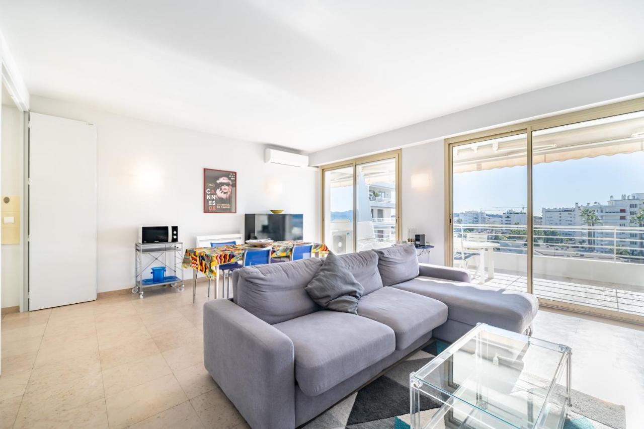 Palm Beach- Free Wifi- Parking- Sea View Кан Екстериор снимка
