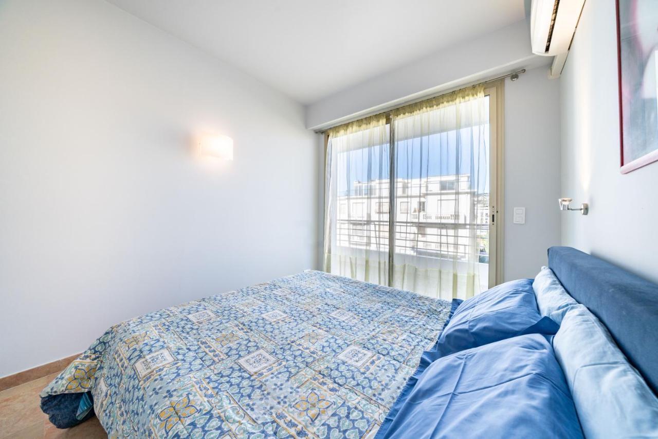Palm Beach- Free Wifi- Parking- Sea View Кан Екстериор снимка