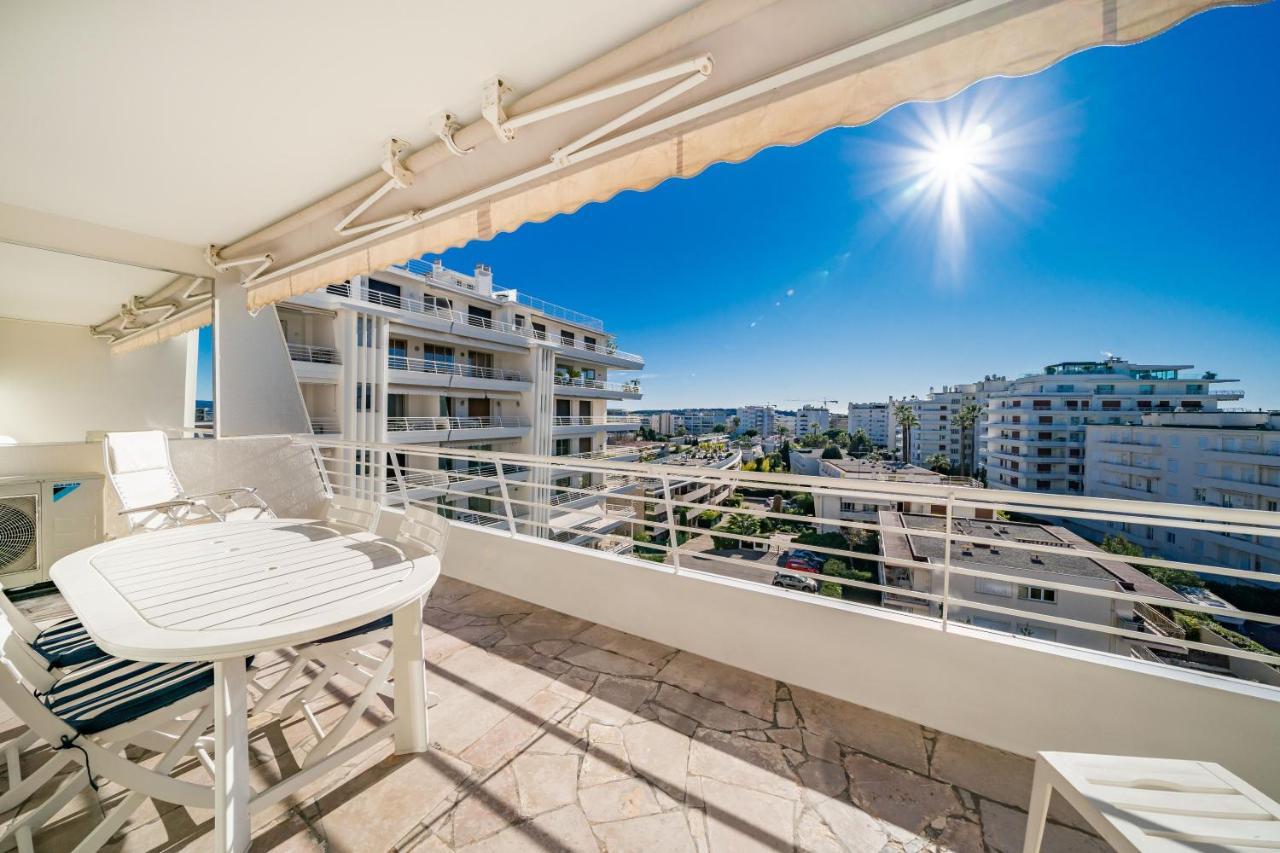 Palm Beach- Free Wifi- Parking- Sea View Apartment Кан Екстериор снимка